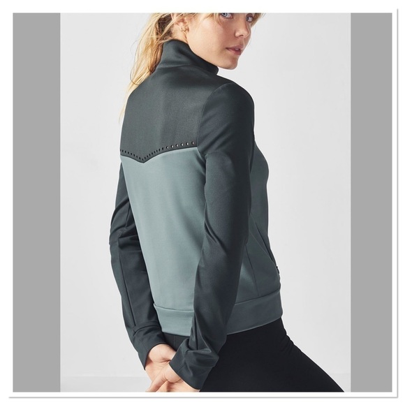 Fabletics Cleo perforated performance jacket - Picture 2 of 9